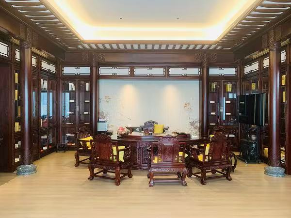 从“卖家具”到“造空间”：看懂红木整装趋势与国方家居十年实践